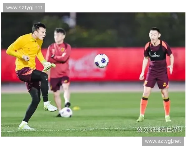 中国国足世界杯预选赛征程分析与展望 聚焦球队备战与小组对手挑战